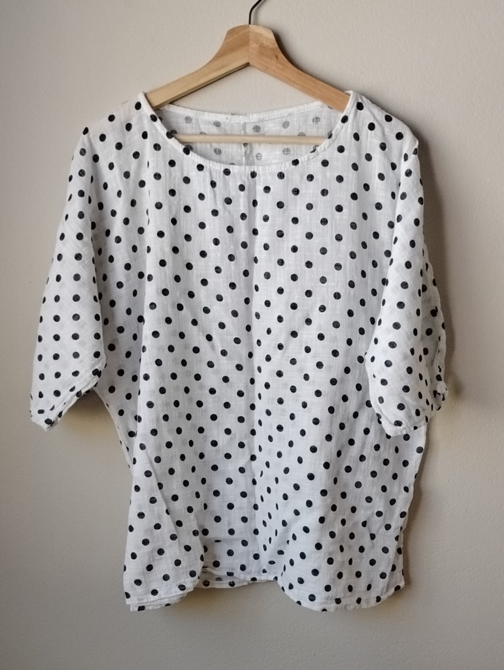 Women's Navy Blue Polka Dot White Linen Blend Top